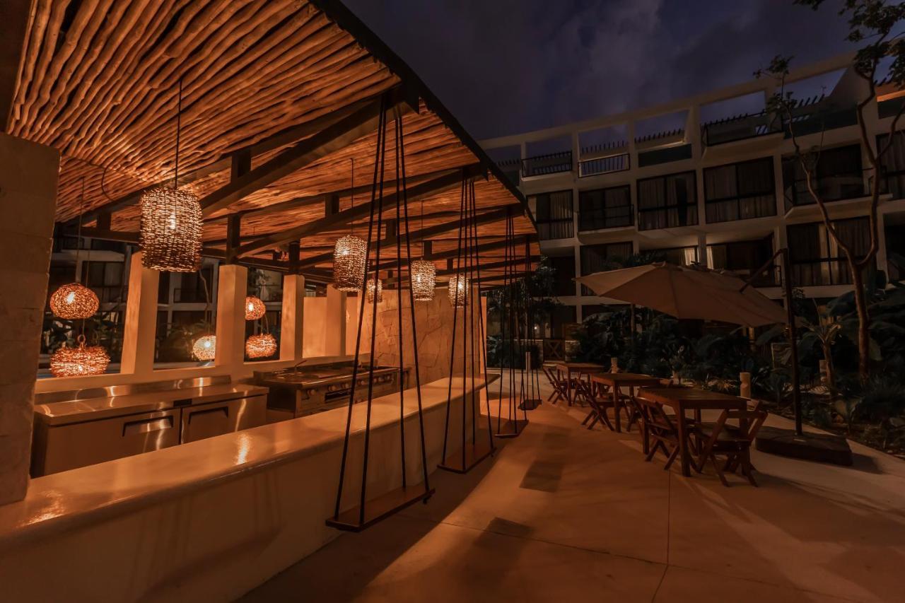 The Waves Tulum By Bnb Experience Exteriör bild